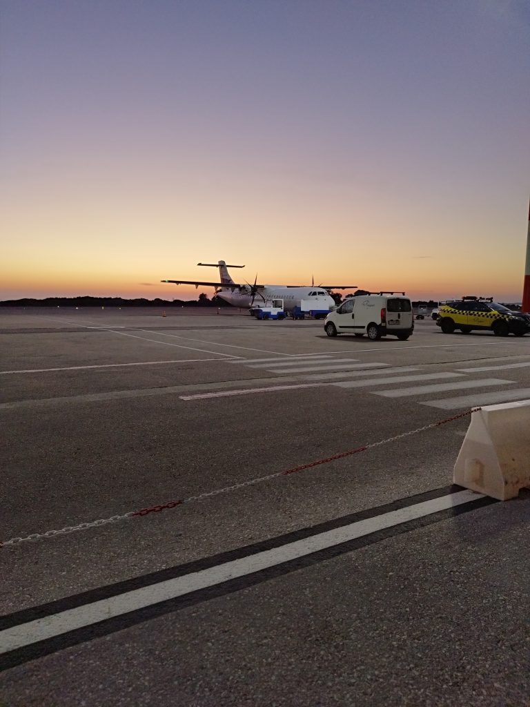 Airport and port transfer service